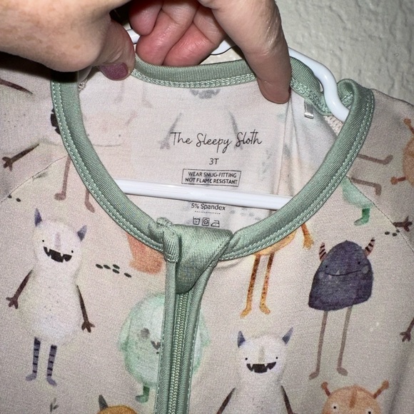 Like New Sleepy Sloth Bamboo Zippy - Picture 4 of 4